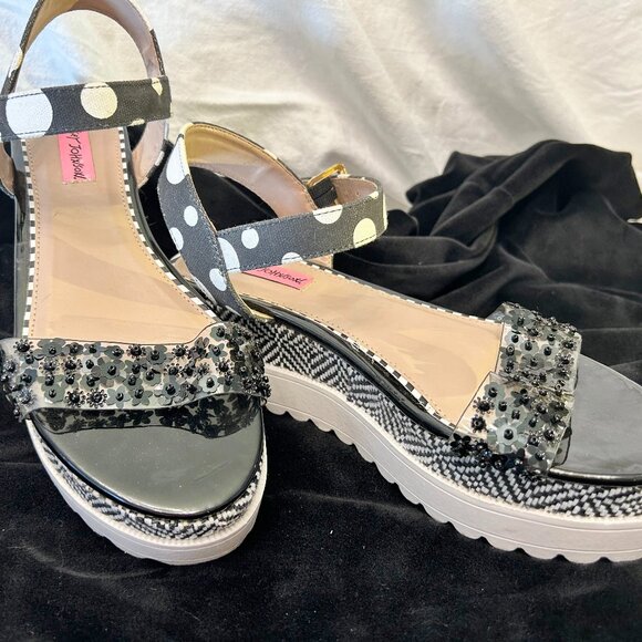 Betsey Johnson Polka Dot Floral Sequin Wedge Sandals | Size 8 - Picture 1 of 2